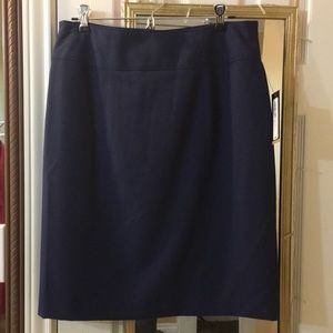 Navy Worthington skirt size 10